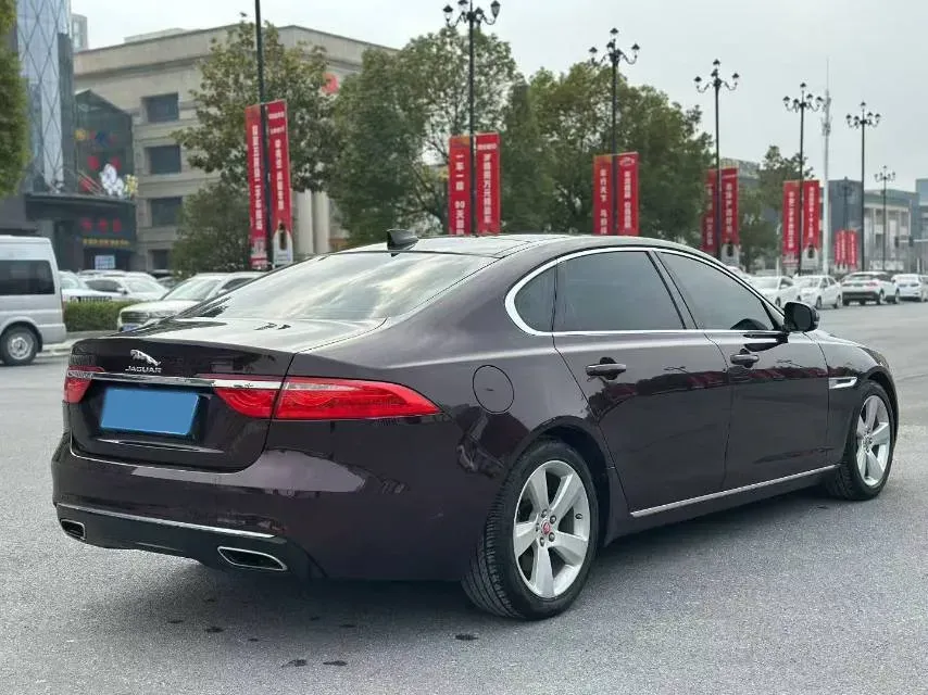 2018 Jaguar XFL 2.0T 200HP L4 8AT,autocango,china used car exporter,china ev exporter,chinese used car exporter,chinese used ev exporter