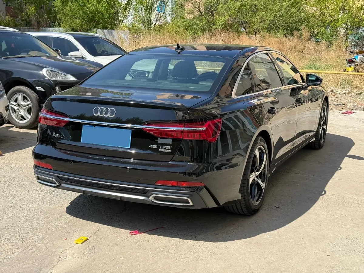 2019 Mercedes-Benz E Class 1.5T 184HP L4 9AT,autocango,china used car exporter,china ev exporter,chinese used car exporter,chinese used ev exporter