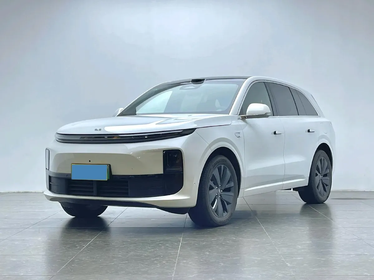 2025 Li L6 Range Extended 154HP L4 REEV,autocango,china used car exporter,china ev exporter,chinese used car exporter,chinese used ev exporter