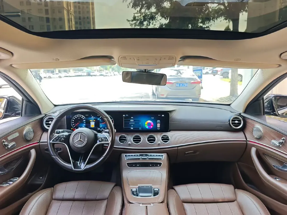 2022 Mercedes-Benz E Class 2.0T 197HP L4 9AT,autocango,china used car exporter,china ev exporter,chinese used car exporter,chinese used ev exporter