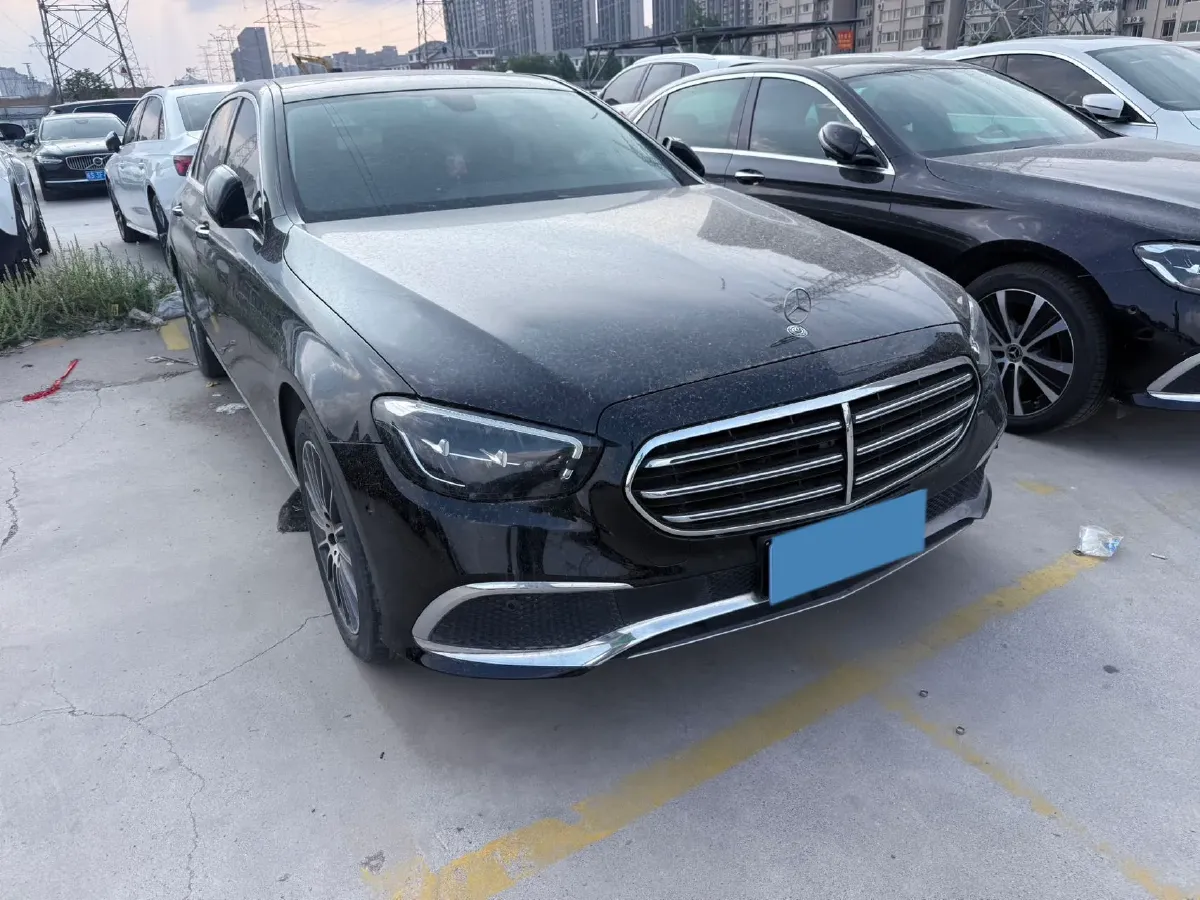 2022 Mercedes-Benz E Class 2.0T 197HP L4 9AT,autocango,china used car exporter,china ev exporter,chinese used car exporter,chinese used ev exporter