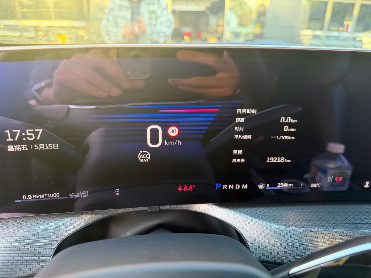 2025 Cadillac XT5 2.0T 237HP L4 9AT,autocango,china used car exporter,china ev exporter,chinese used car exporter,chinese used ev exporter