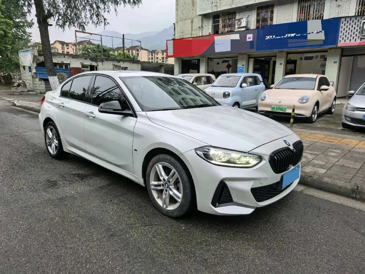 2021 BMW 1 Series 1.5T 140HP L3 7DCT,autocango,china used car exporter,china ev exporter,chinese used car exporter,chinese used ev exporter