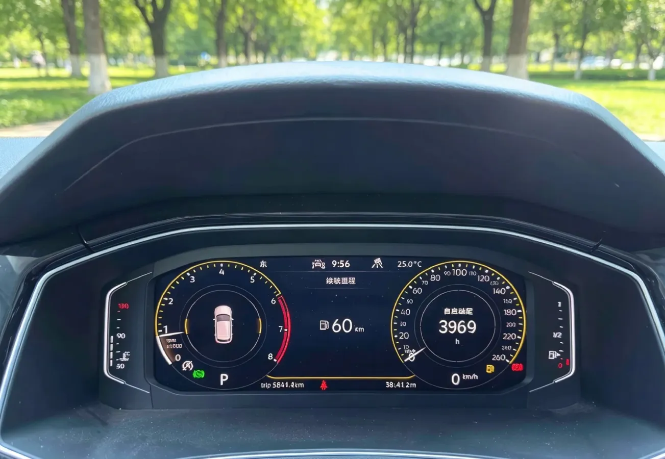 2022 Volkswagen T-Roc 1.4T 150HP L4 7DCT,autocango,china used car exporter,china ev exporter,chinese used car exporter,chinese used ev exporter