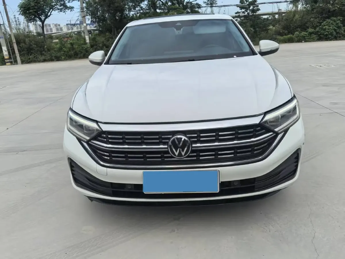 2024 Volkswagen Sagitar 1.5T 160HP L4 7DCT,autocango,china used car exporter,china ev exporter,chinese used car exporter,chinese used ev exporter