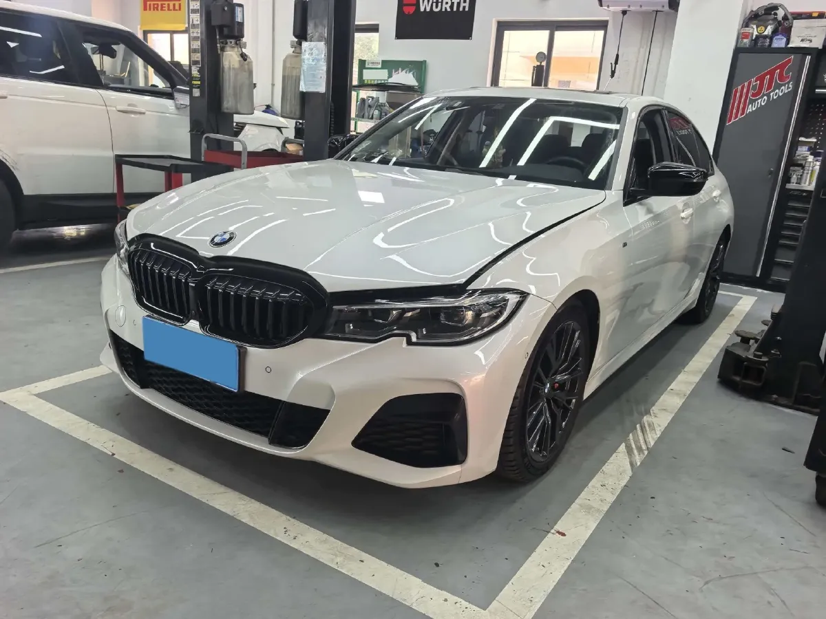 2020 BMW 3 Series 2.0T 184HP L4 8AT,autocango,china used car exporter,china ev exporter,chinese used car exporter,chinese used ev exporter