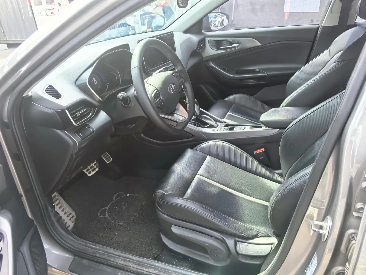 2019 Hyundai La Festa 1.6T 204HP L4 7DCT,autocango,china used car exporter,china ev exporter,chinese used car exporter,chinese used ev exporter
