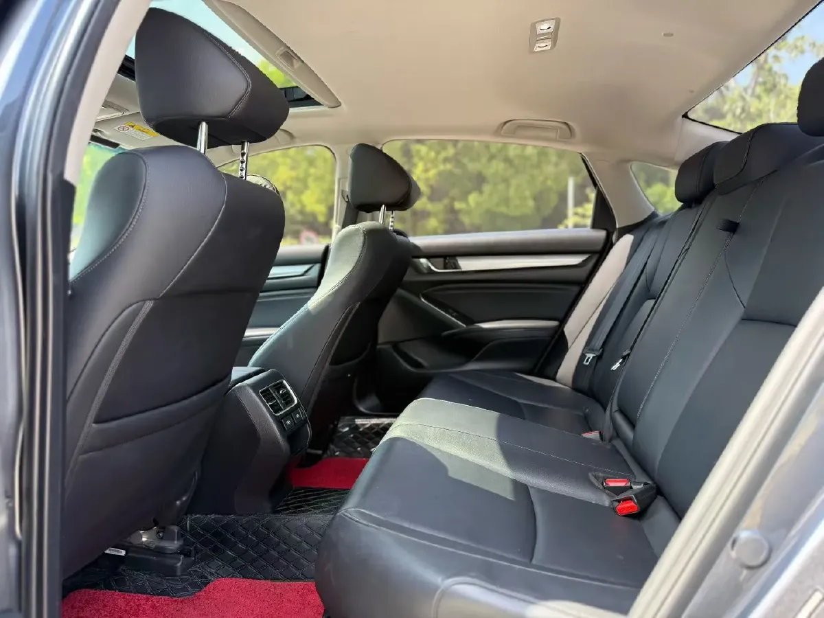 2022 Honda Accord 1.5T 194HP L4 CVT,autocango,china used car exporter,china ev exporter,chinese used car exporter,chinese used ev exporter