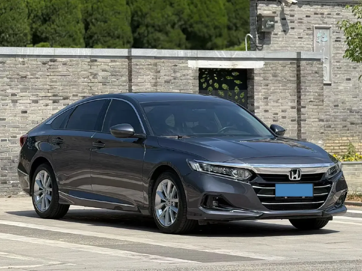 2022 Honda Accord 1.5T 194HP L4 CVT,autocango,china used car exporter,china ev exporter,chinese used car exporter,chinese used ev exporter