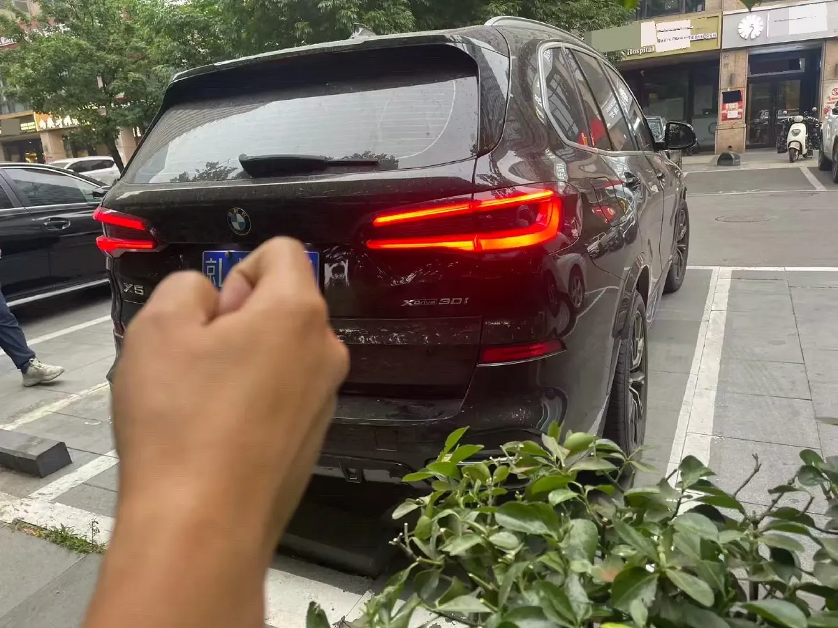 2021 BMW X5 2.0T 265HP L4 8AT,autocango,china used car exporter,china ev exporter,chinese used car exporter,chinese used ev exporter