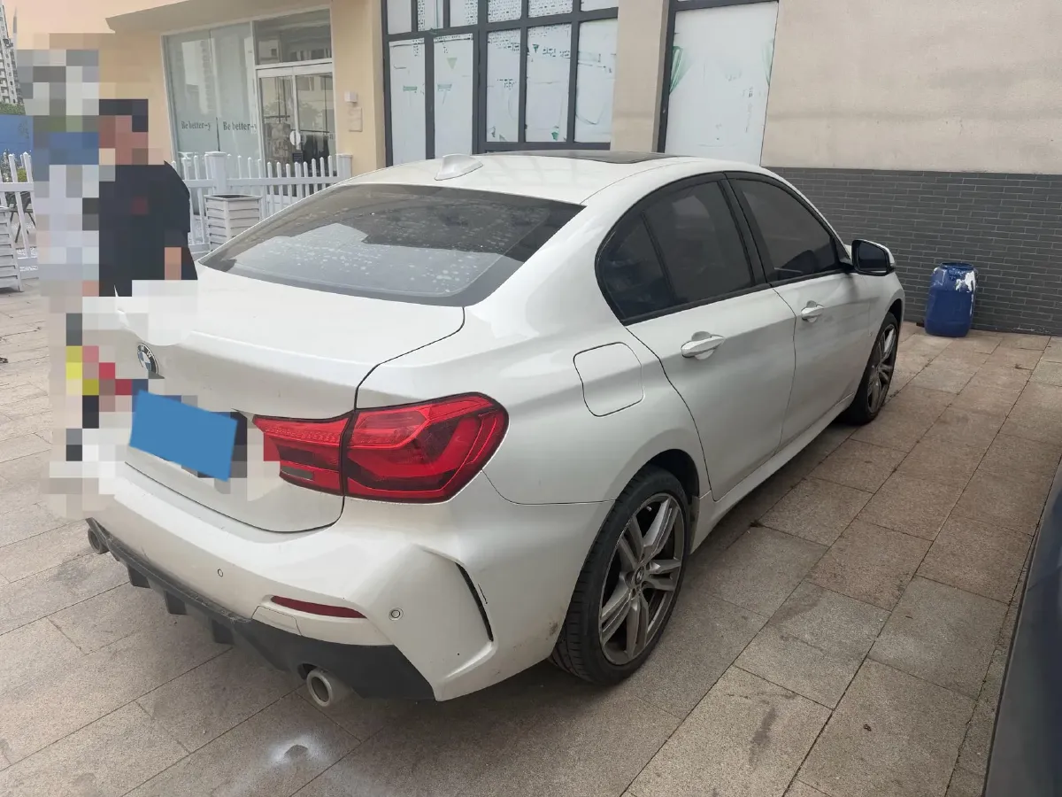 2020 BMW 1 Series 2.0T 192HP L4 7DCT,autocango,china used car exporter,china ev exporter,chinese used car exporter,chinese used ev exporter