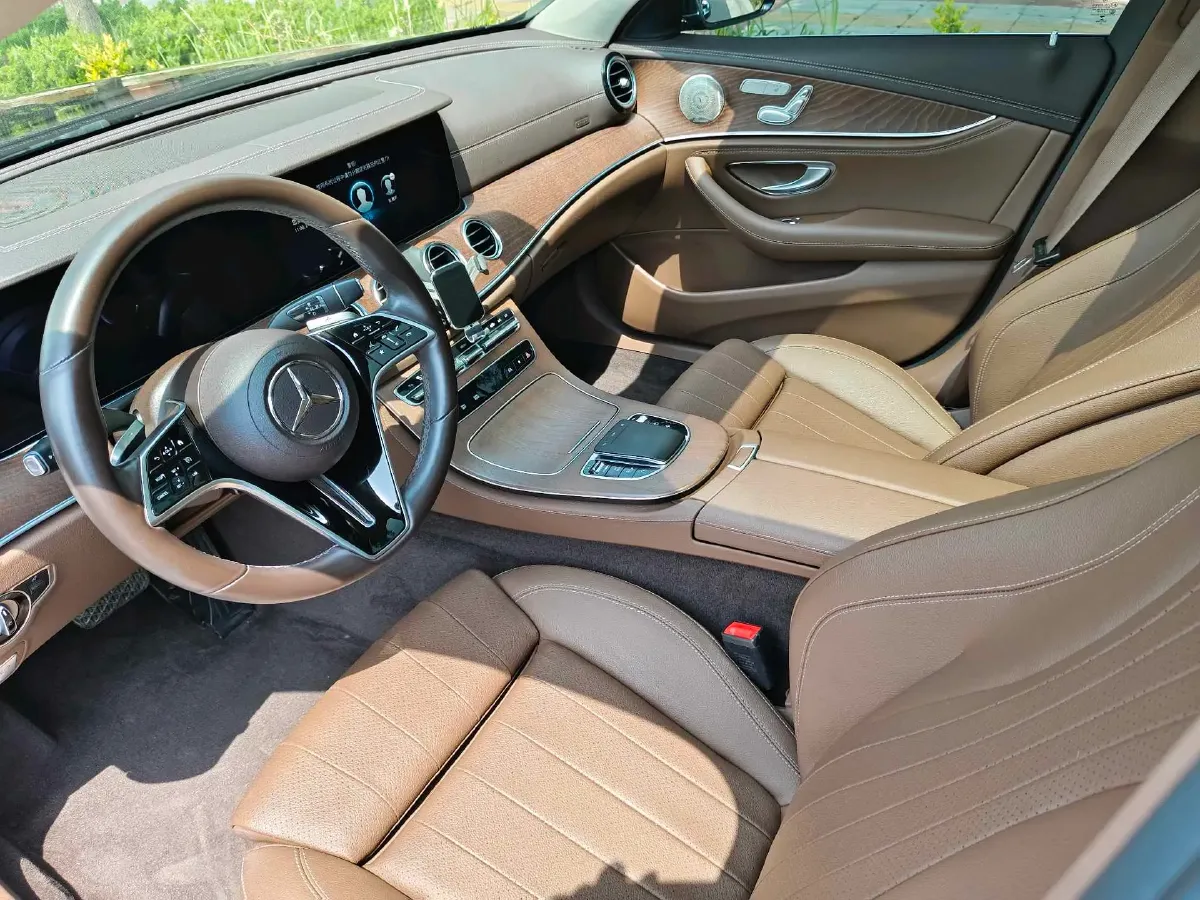 2022 Mercedes-Benz E Class 2.0T 258HP L4 9AT,autocango,china used car exporter,china ev exporter,chinese used car exporter,chinese used ev exporter