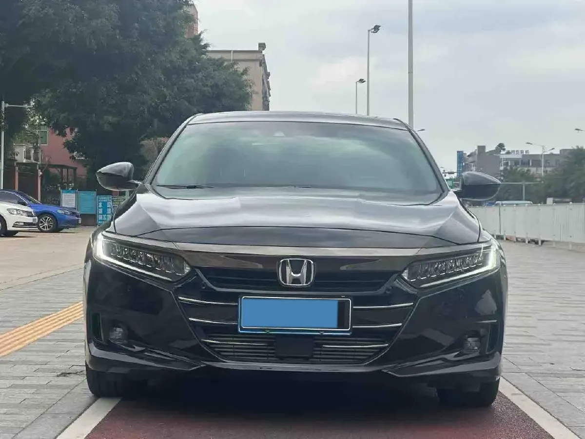 2022 Honda Accord 1.5T 194HP L4 CVT,autocango,china used car exporter,china ev exporter,chinese used car exporter,chinese used ev exporter