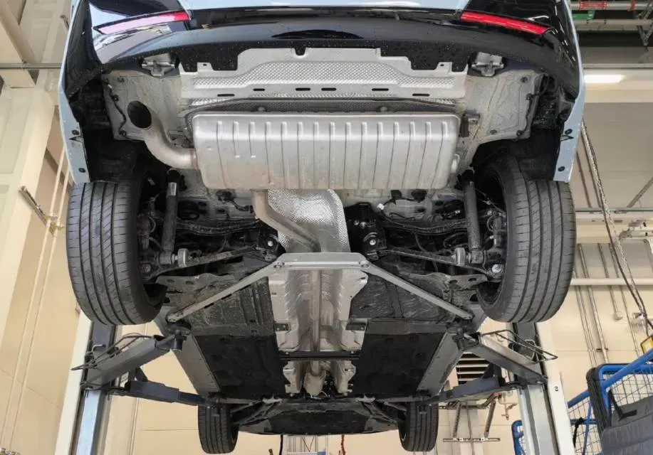 2025 JAC Refine RefineRF8 2.0T 253HP L4 8AT,autocango,china used car exporter,china ev exporter,chinese used car exporter,chinese used ev exporter
