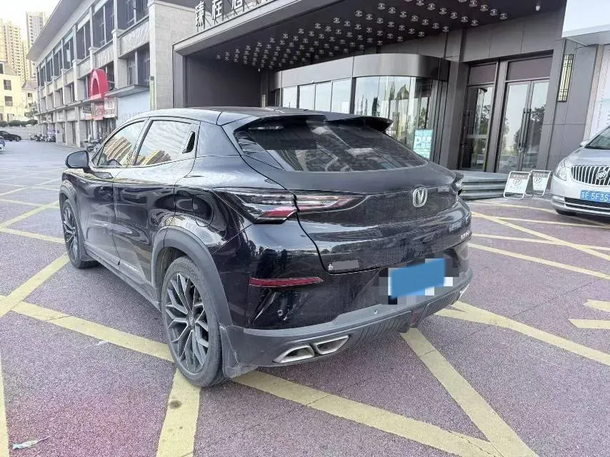2022 ChangAn UNI-T 1.5T 188HP L4 7DCT,autocango,china used car exporter,china ev exporter,chinese used car exporter,chinese used ev exporter