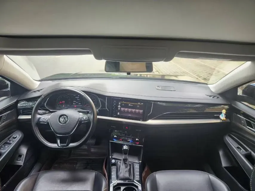 2020 Volkswagen Passat 2.0T 186HP L4 7DCT,autocango,china used car exporter,china ev exporter,chinese used car exporter,chinese used ev exporter