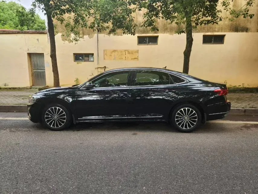 2020 Volkswagen Passat 2.0T 186HP L4 7DCT,autocango,china used car exporter,china ev exporter,chinese used car exporter,chinese used ev exporter