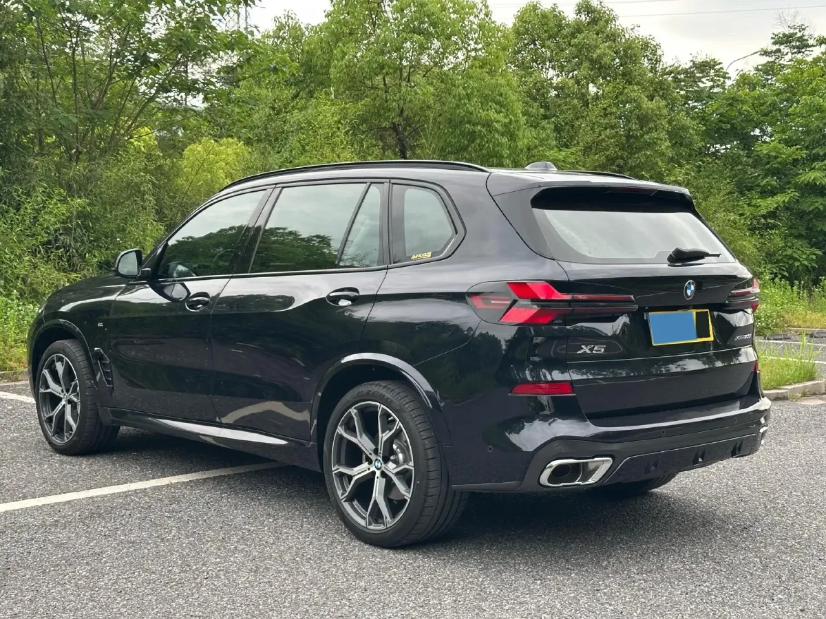 2023 BMW X5 2.0T 258HP L4 8AT,autocango,china used car exporter,china ev exporter,chinese used car exporter,chinese used ev exporter