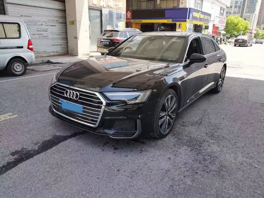 2021 Audi A6L 2.0T 190HP L4 7DCT,autocango,china used car exporter,china ev exporter,chinese used car exporter,chinese used ev exporter