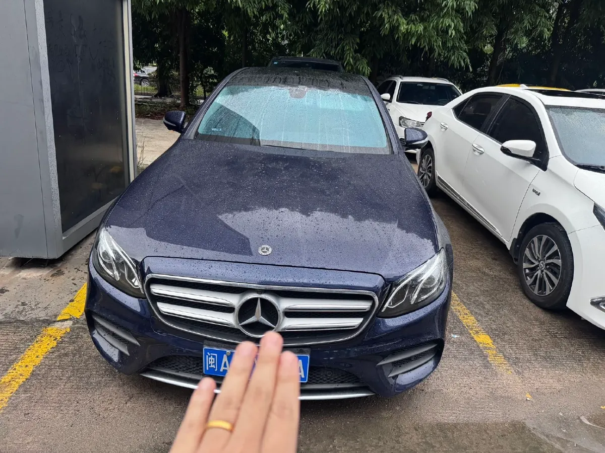 2020 Mercedes-Benz E Class 2.0T 258HP L4 9AT,autocango,china used car exporter,china ev exporter,chinese used car exporter,chinese used ev exporter