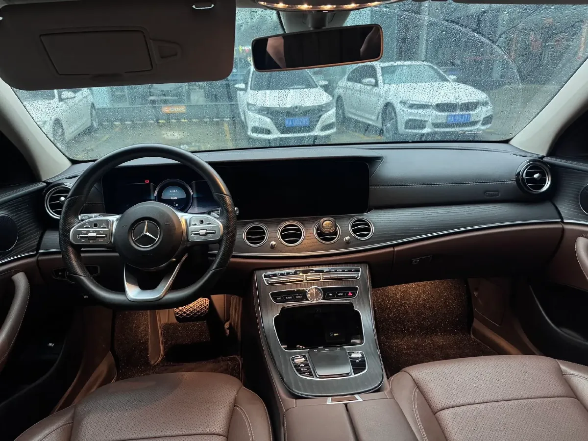 2020 Mercedes-Benz E Class 2.0T 258HP L4 9AT,autocango,china used car exporter,china ev exporter,chinese used car exporter,chinese used ev exporter