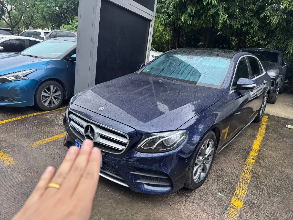 2020 Mercedes-Benz E Class 2.0T 258HP L4 9AT,autocango,china used car exporter,china ev exporter,chinese used car exporter,chinese used ev exporter