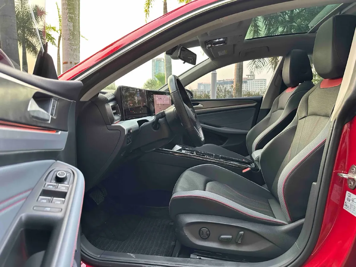 2023 Volkswagen Lamando 1.4T 150HP L4 7DCT,autocango,china used car exporter,china ev exporter,chinese used car exporter,chinese used ev exporter