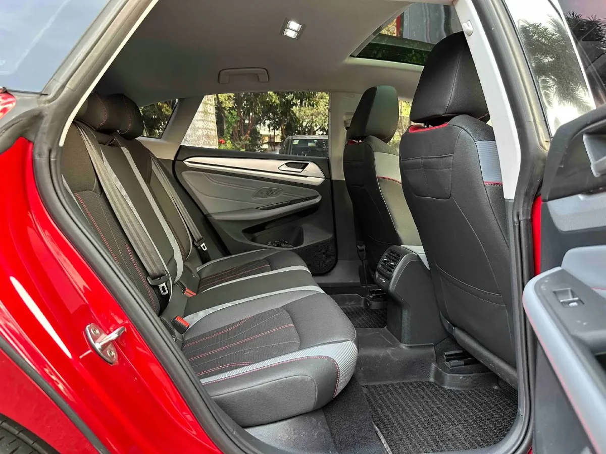 2023 Volkswagen Lamando 1.4T 150HP L4 7DCT,autocango,china used car exporter,china ev exporter,chinese used car exporter,chinese used ev exporter