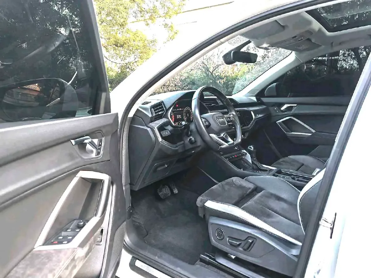 2021 Audi Q3 1.4T 150HP L4 7DCT,autocango,china used car exporter,china ev exporter,chinese used car exporter,chinese used ev exporter