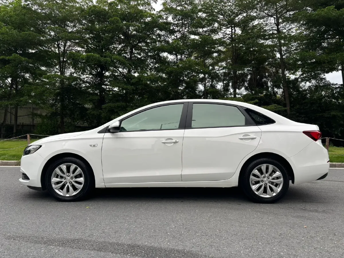 2021 Buick Excelle 1.5L 113HP L4 6AT,autocango,china used car exporter,china ev exporter,chinese used car exporter,chinese used ev exporter