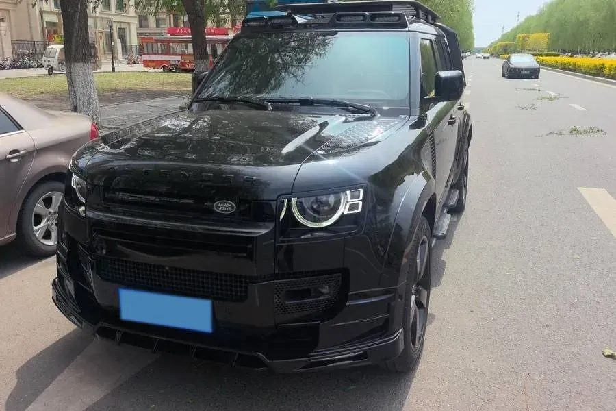 2023 Land Rover Defender 3.0T 400HP L6 8AT,autocango,china used car exporter,china ev exporter,chinese used car exporter,chinese used ev exporter