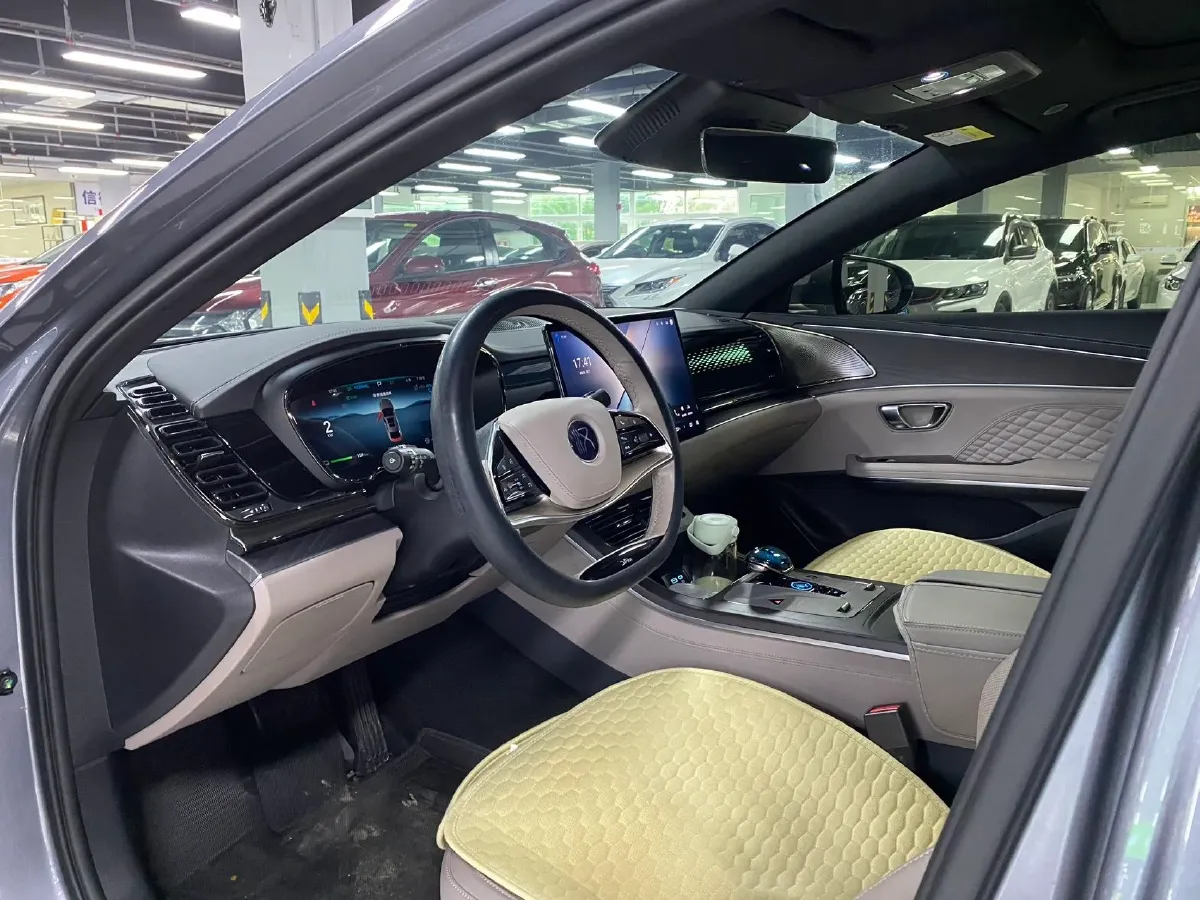 2023 BYD Han 1.5T 139HP L4 E-CVT PHEV 30.772KWH,autocango,china used car exporter,china ev exporter,chinese used car exporter,chinese used ev exporter