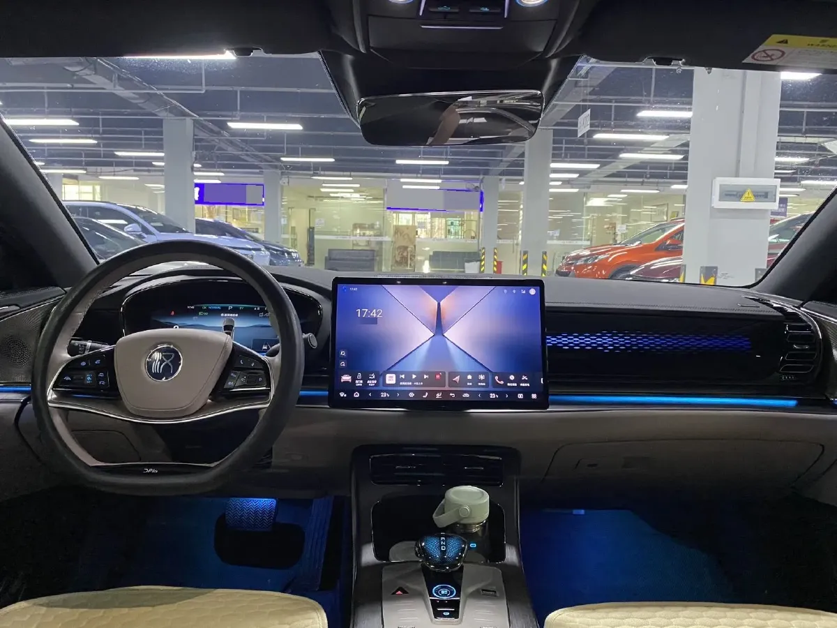 2023 BYD Han 1.5T 139HP L4 E-CVT PHEV 30.772KWH,autocango,china used car exporter,china ev exporter,chinese used car exporter,chinese used ev exporter