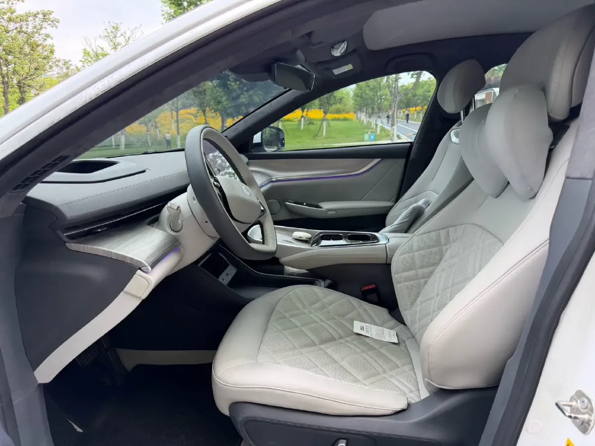 2023 ChangAn QiYuan A07 1.5L 95HP L4 REEV 28.4KWH,autocango,china used car exporter,china ev exporter,chinese used car exporter,chinese used ev exporter