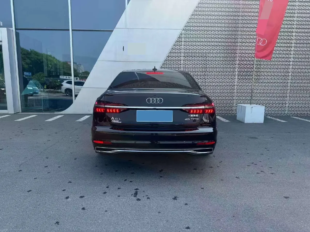 2023 Audi A6L 2.0T 245HP L4 7DCT,autocango,china used car exporter,china ev exporter,chinese used car exporter,chinese used ev exporter
