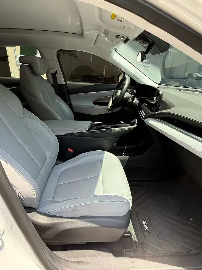 2023 Buick EnvisionPlus 1.5T 211HP L4 9AT,autocango,china used car exporter,china ev exporter,chinese used car exporter,chinese used ev exporter