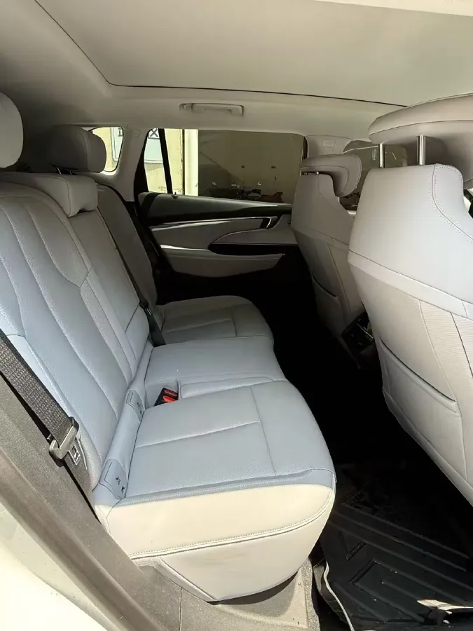 2023 Buick EnvisionPlus 1.5T 211HP L4 9AT,autocango,china used car exporter,china ev exporter,chinese used car exporter,chinese used ev exporter