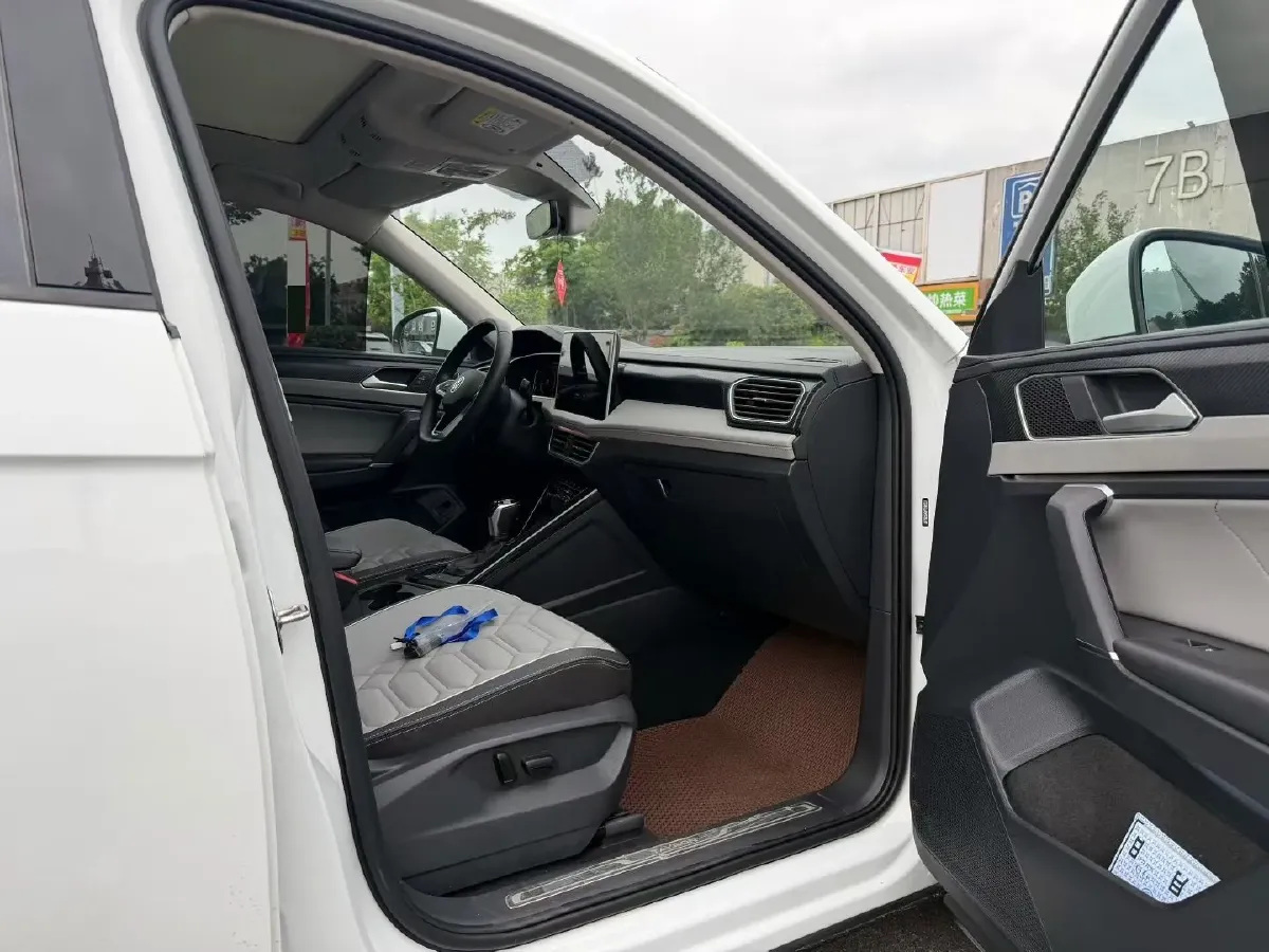2023 Volkswagen Tayron 2.0T 186HP L4 7DCT,autocango,china used car exporter,china ev exporter,chinese used car exporter,chinese used ev exporter