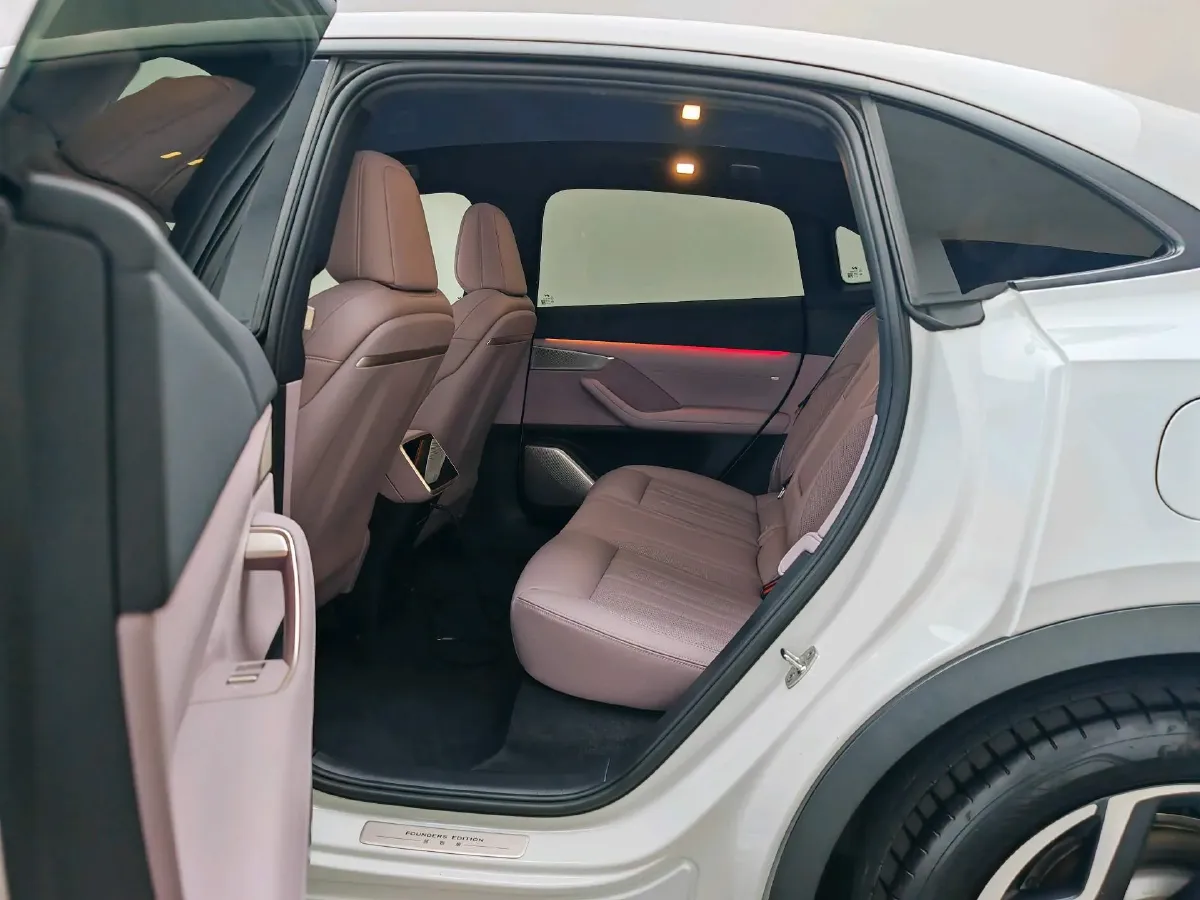 2024 ONVO L60 BEV 60KWH,autocango,china used car exporter,china ev exporter,chinese used car exporter,chinese used ev exporter