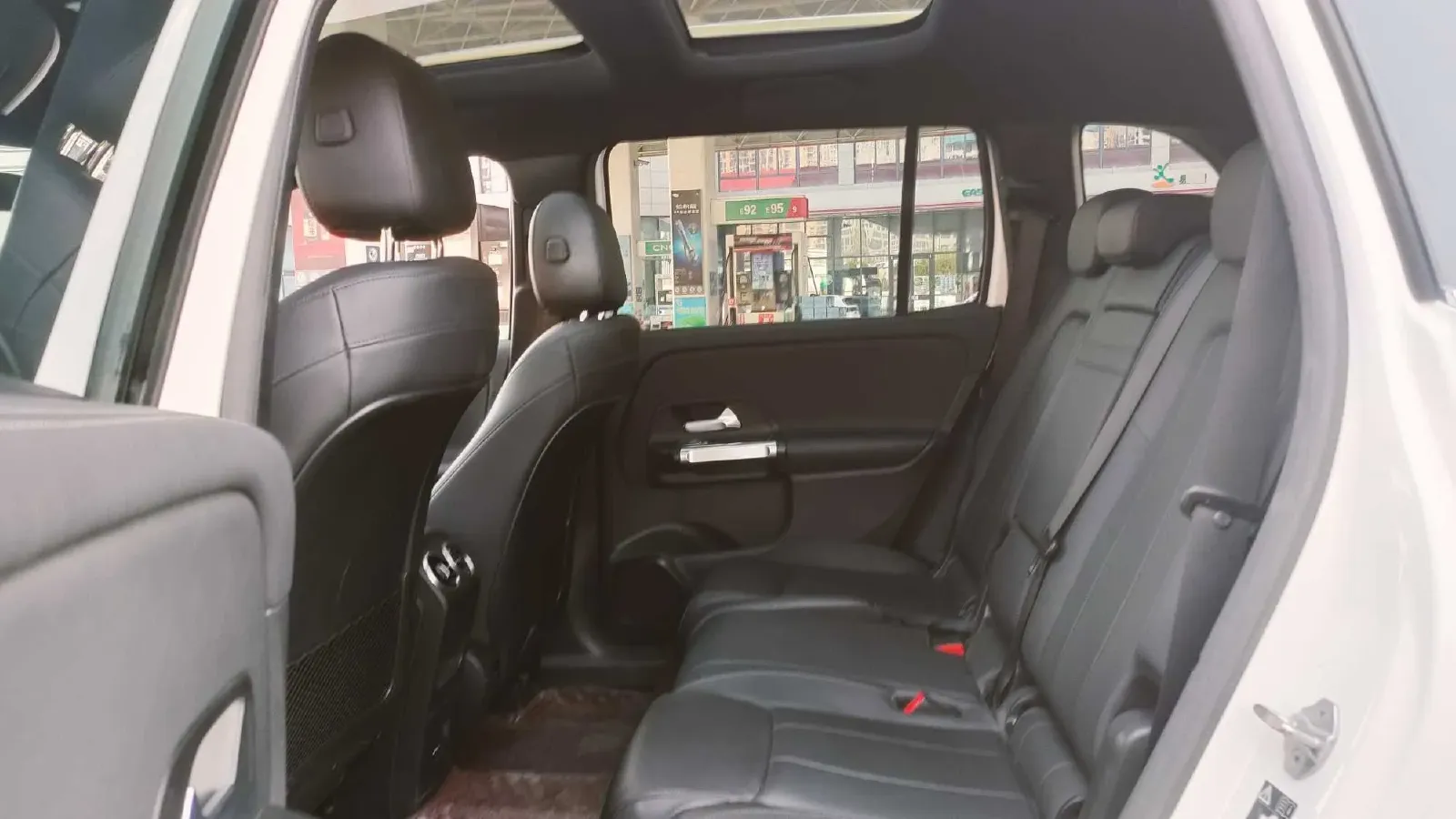 2021 Mercedes-Benz GLB Class 1.3T 163HP L4 7DCT,autocango,china used car exporter,china ev exporter,chinese used car exporter,chinese used ev exporter