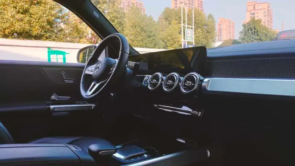2021 Mercedes-Benz GLB Class 1.3T 163HP L4 7DCT,autocango,china used car exporter,china ev exporter,chinese used car exporter,chinese used ev exporter