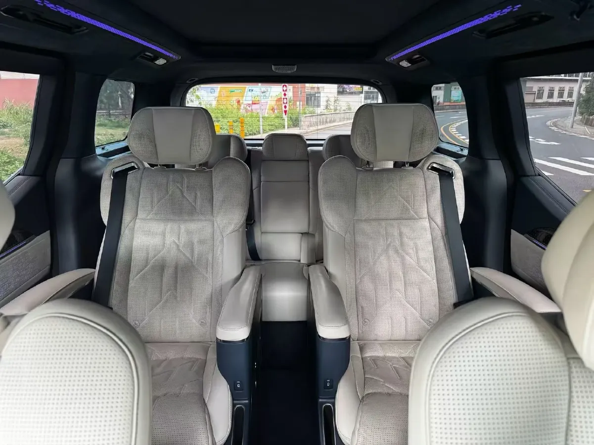 2024 Zeekr 009 BEV 140KWH,autocango,china used car exporter,china ev exporter,chinese used car exporter,chinese used ev exporter