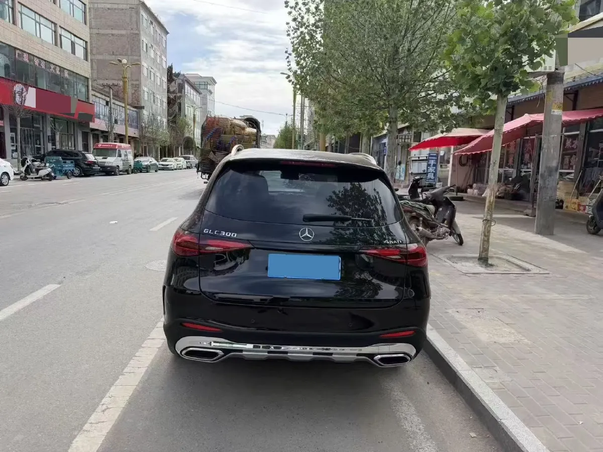 2023 Mercedes-Benz GLC Class 2.0T 258HP L4 9AT,autocango,china used car exporter,china ev exporter,chinese used car exporter,chinese used ev exporter