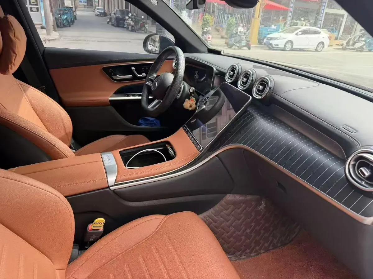 2023 Mercedes-Benz GLC Class 2.0T 258HP L4 9AT,autocango,china used car exporter,china ev exporter,chinese used car exporter,chinese used ev exporter