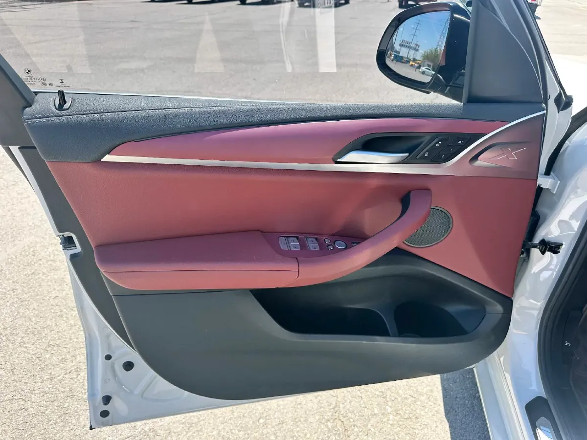 2023 BMW X3 2.0T 184HP L4 8AT,autocango,china used car exporter,china ev exporter,chinese used car exporter,chinese used ev exporter