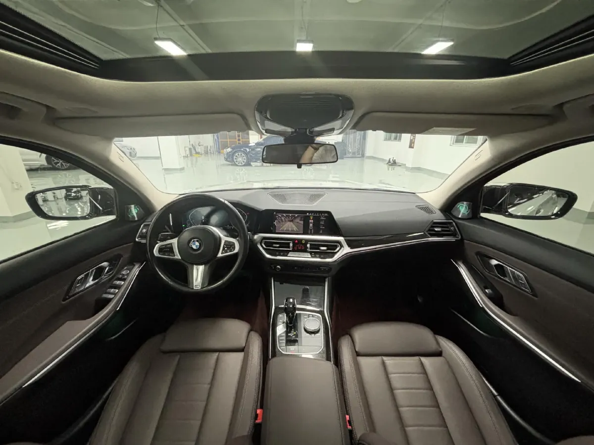 2021 BMW 3 Series 2.0T 184HP L4 8AT,autocango,china used car exporter,china ev exporter,chinese used car exporter,chinese used ev exporter