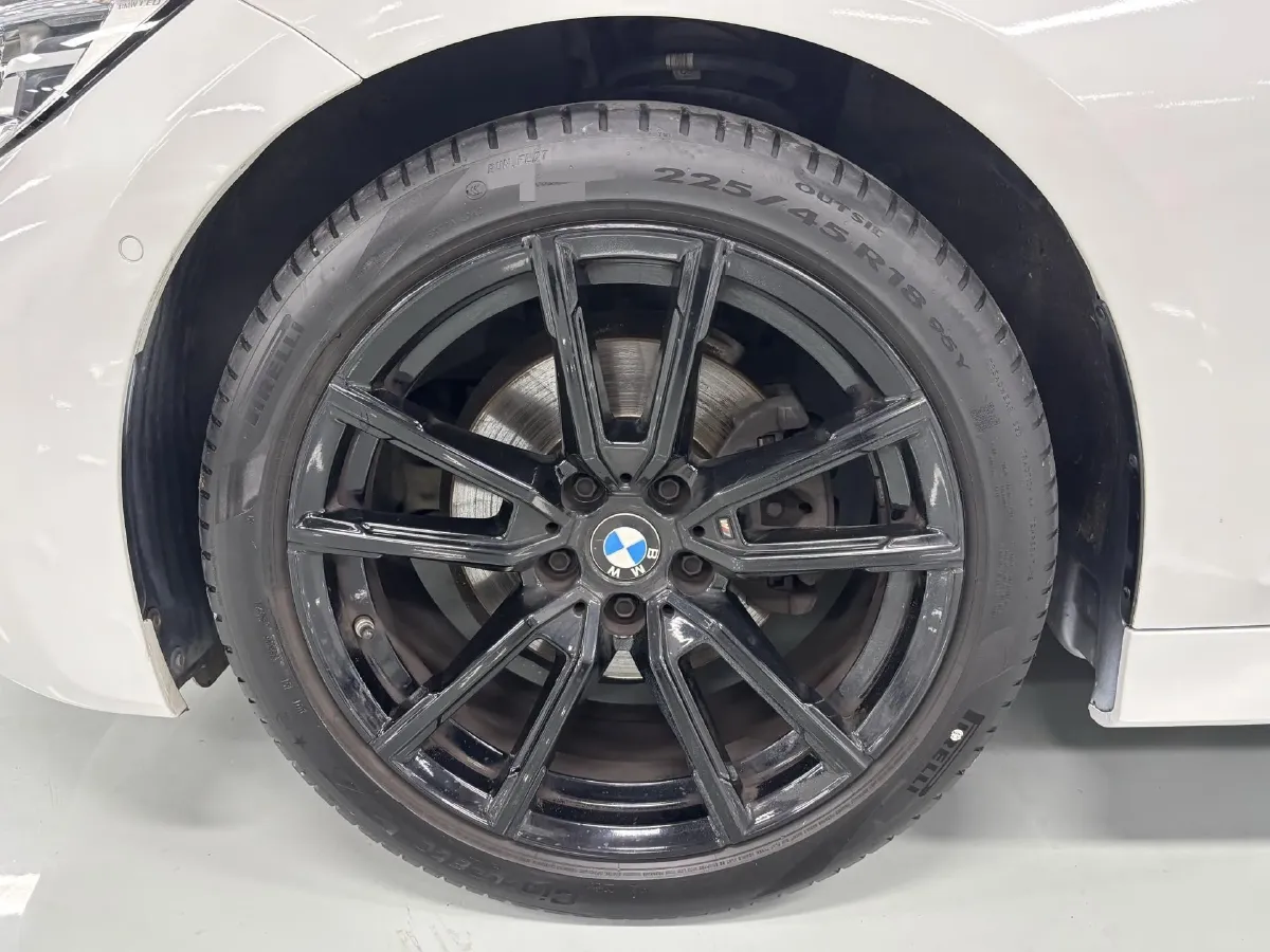 2021 BMW 3 Series 2.0T 184HP L4 8AT,autocango,china used car exporter,china ev exporter,chinese used car exporter,chinese used ev exporter