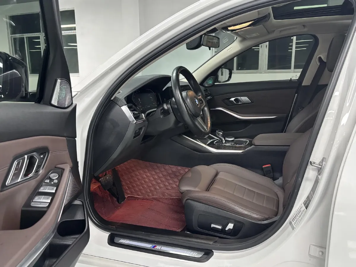 2021 BMW 3 Series 2.0T 184HP L4 8AT,autocango,china used car exporter,china ev exporter,chinese used car exporter,chinese used ev exporter