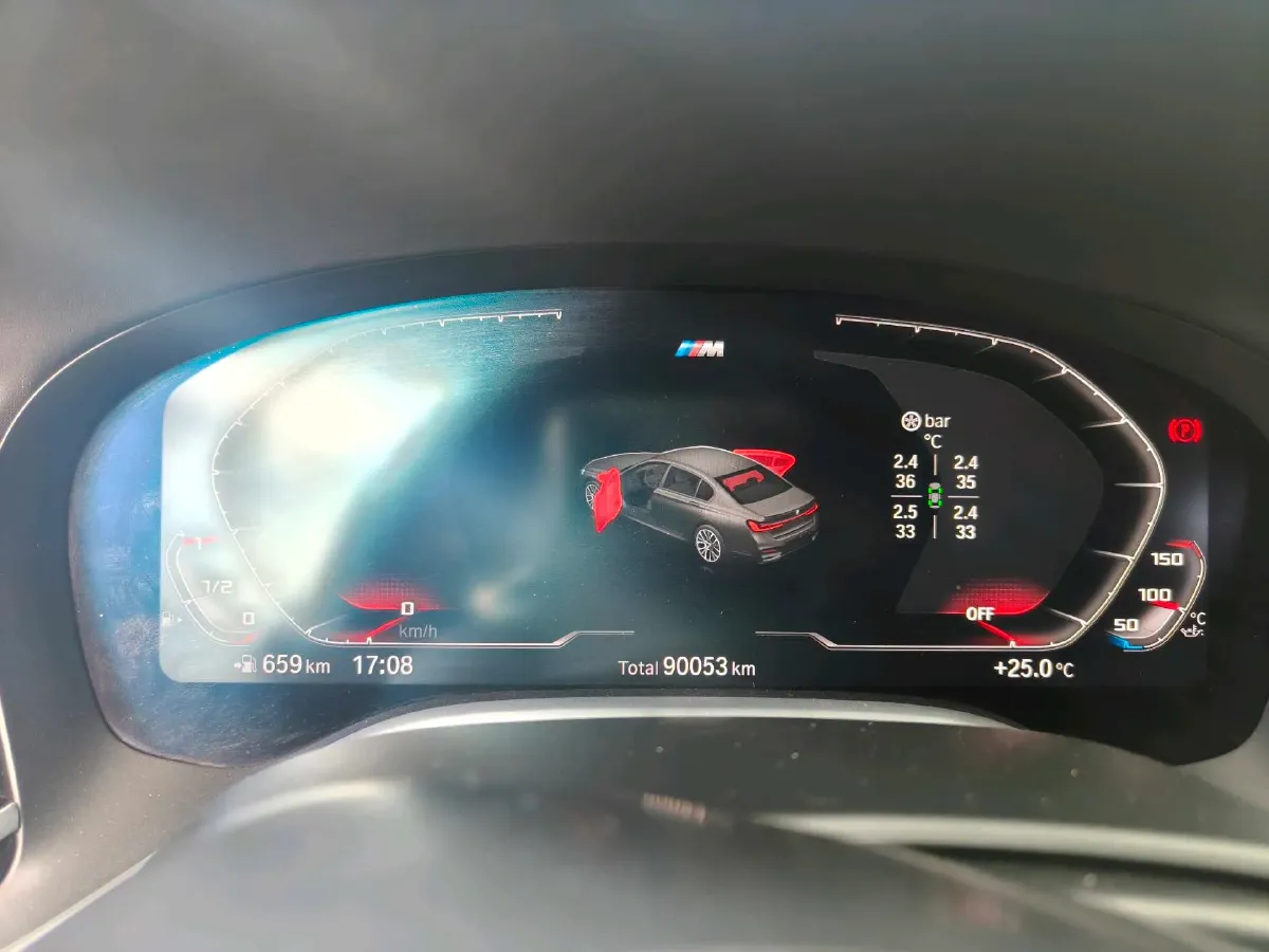 2021 BMW 7 Series 3.0T 340HP L6 8AT,autocango,china used car exporter,china ev exporter,chinese used car exporter,chinese used ev exporter