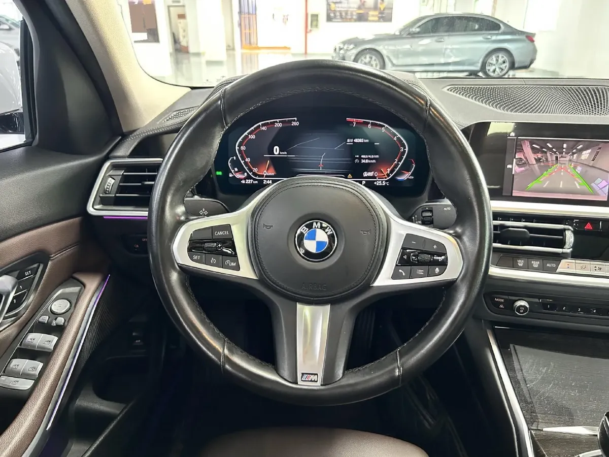 2022 BMW 3 Series 2.0T 184HP L4 8AT,autocango,china used car exporter,china ev exporter,chinese used car exporter,chinese used ev exporter